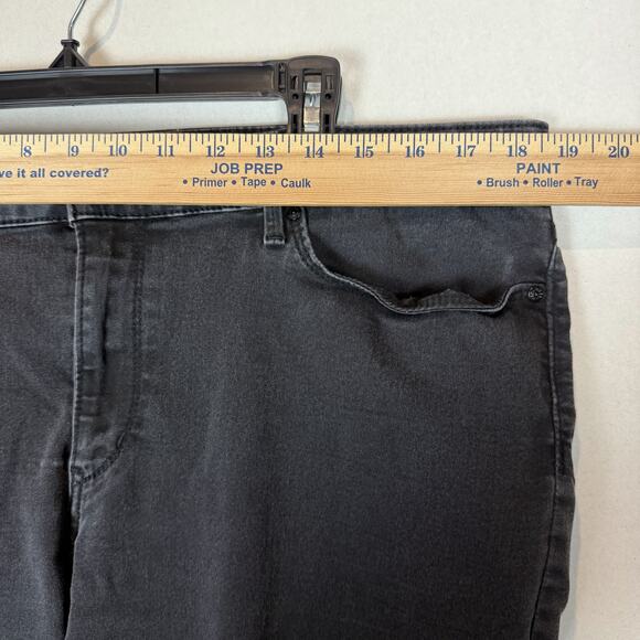 Signature By Levi Strauss Jeans Womens 18 Black Denim Stretch Modern Skinny Leg - Picture 11 of 16